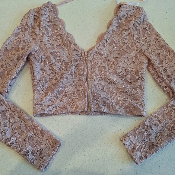 City Studio Cropped top, Pink, Sparkly with Lace and Low V neck/back - Picture 5 of 7